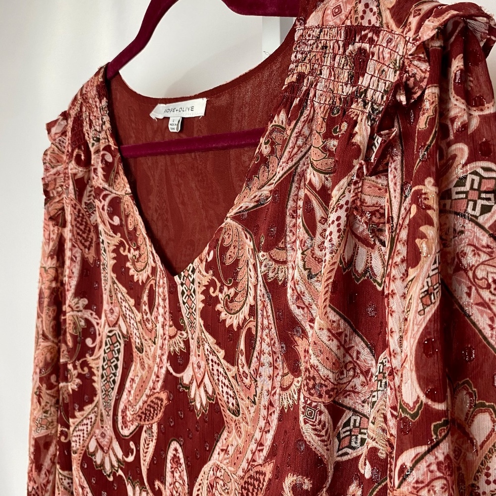 Rose & Olive Womenʻs Burgundy | Gold Paisley Print Long Sleeve V-Neck Blouse L - Picture 7 of 11